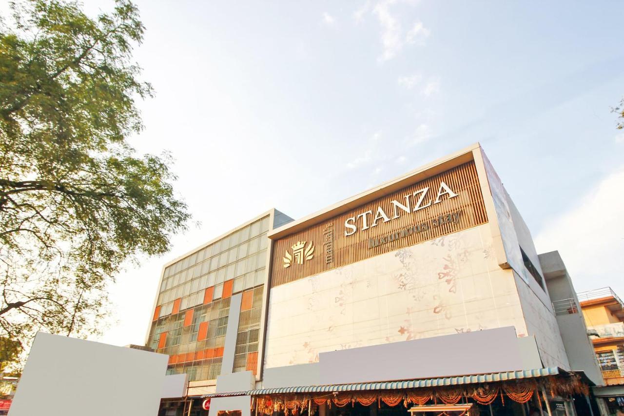 Oyo 26991 Stanza Luxurios Stay Zahirabad Zewnętrze zdjęcie